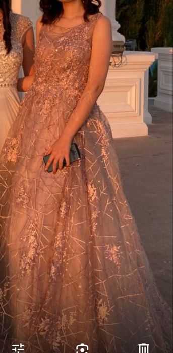 Продам выпускное платье