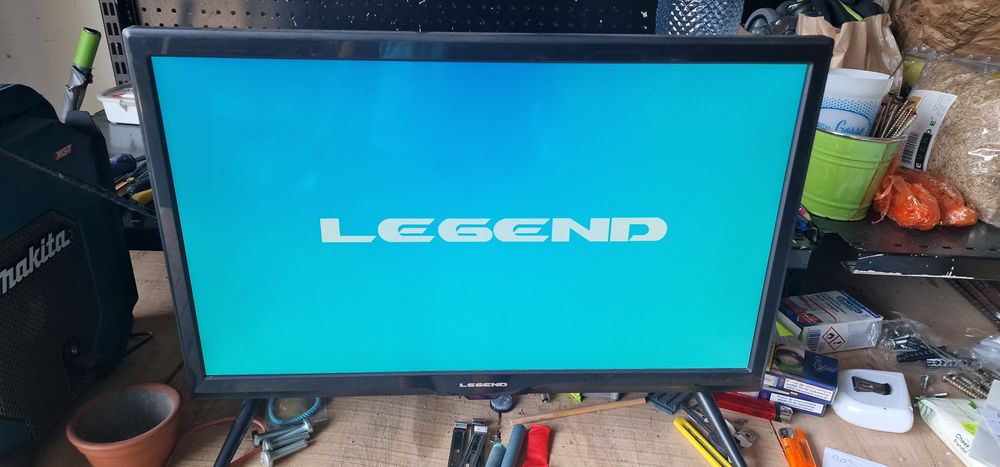 Vand televizor Legend 22 - 56 de cm