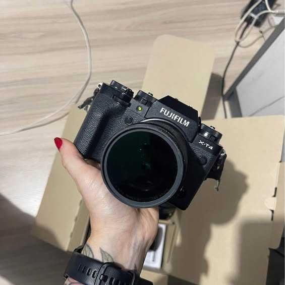Fujifilm XT4 Black body + обектив Fujinon 18-55 XF + ПОДАРЪК  ND FILTER +обектив SAMYANG 12 MM F2 + 2 батерии и зарядно -