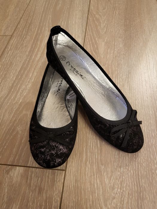 Balerini negri-copii mar 33, pret 30 lei