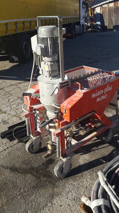 Vând,închiriez mașină de tencuit