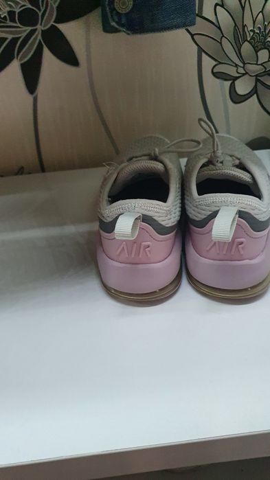 Оригинални маратонки naik