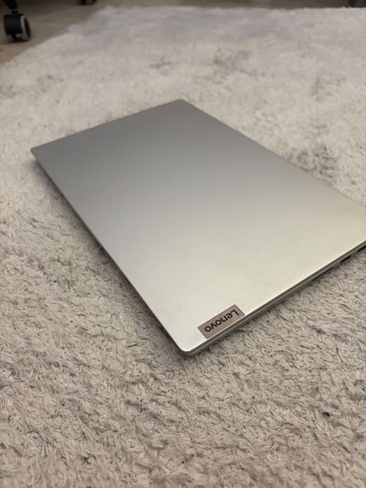 Lenovo IdeaPad 5 - i7 | 16GB RAM | 512GB SSD