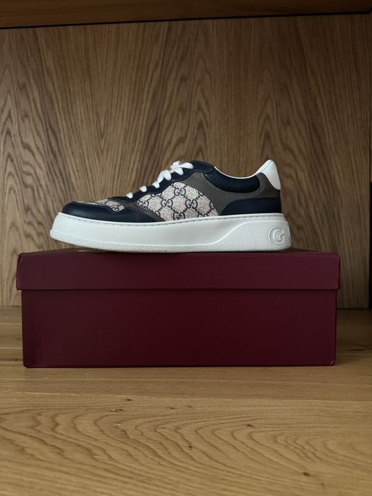 GG SUPREME authentic sneakers