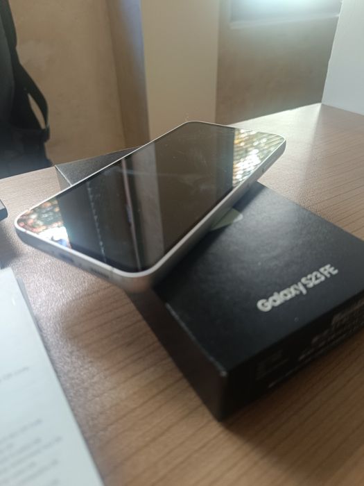 Samsung Galaxy S23FE 128GB - чисто нов!