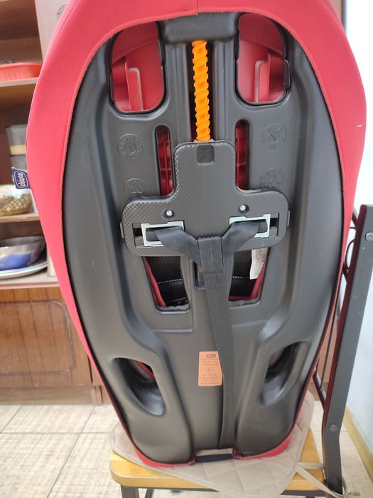 Детское автокресло Chicco