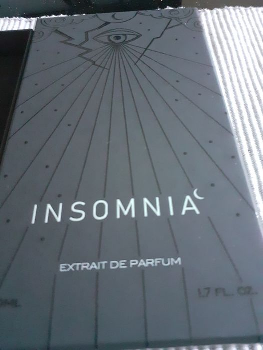 Нов парфюм  " INSOMNIA"