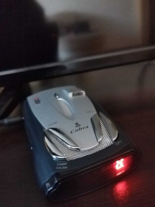 Detector radar Cobra XRS-9400 Laser 11 Band Functional