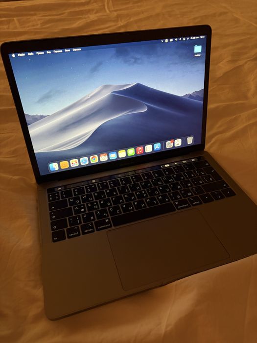 MacBook pro 13 , 2019 Touch bar