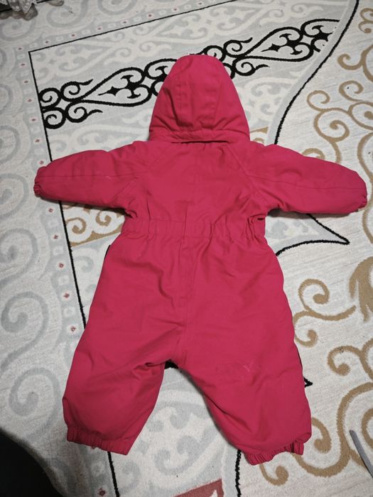 Продам комбинезон Reima