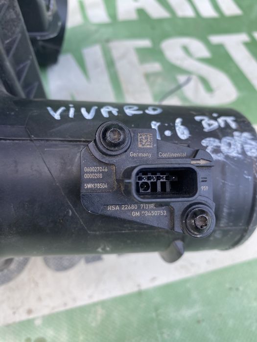 Debitmetru aer Opel Vivaro 1.6 dci 2016