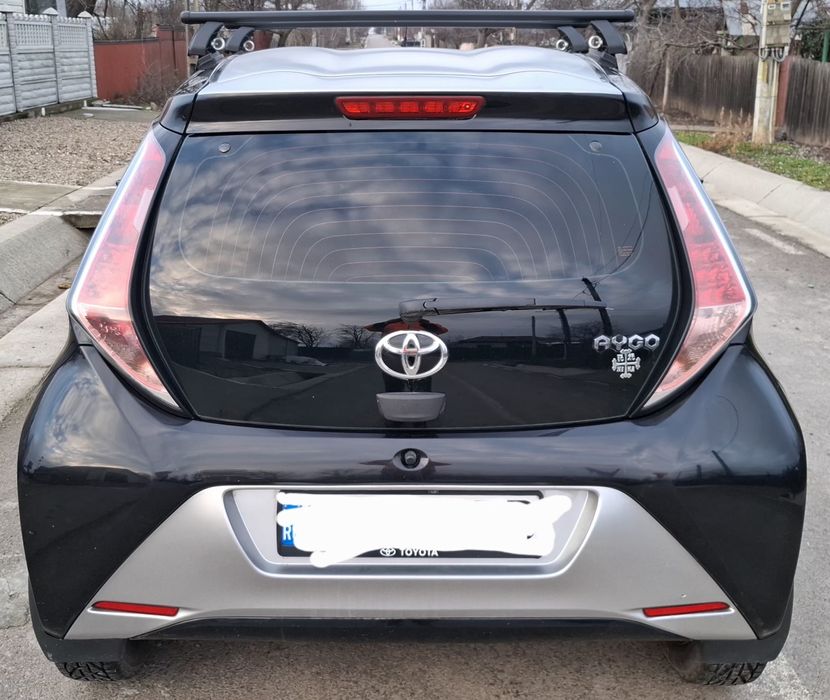 Vând Toyota Aygo