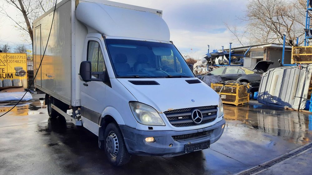 Dezmembrez Mercedes Sprinter w906 3.0 v6 Automat OM642 Far Xenon/Dubla