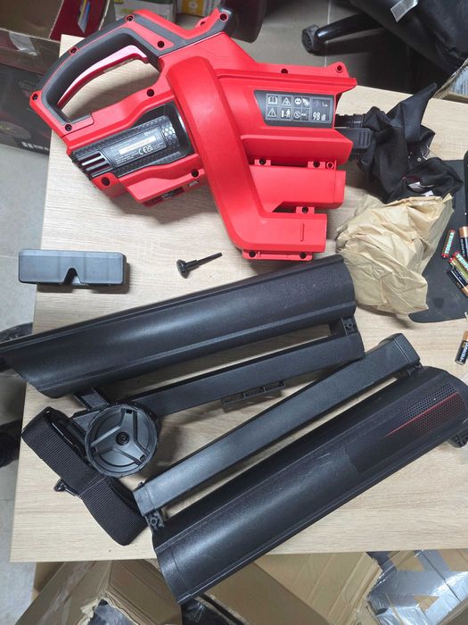 Suflanta frunze Einhell Suflanta motor Brushless GE-CL 36 Li E-Solo