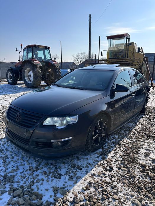 Vând Passat b6 avariat