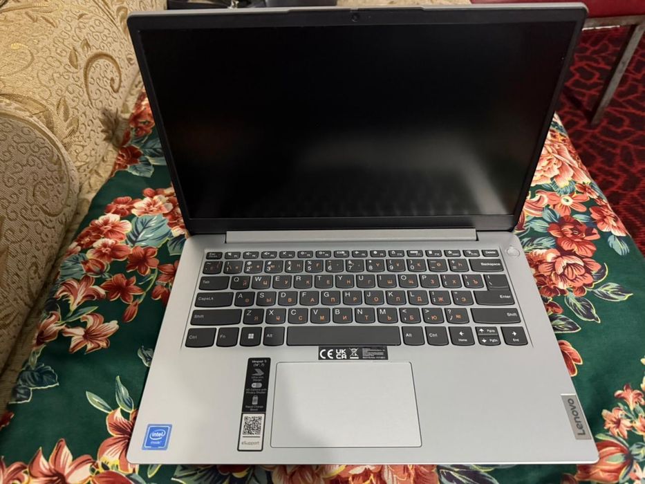 Ноутбук Lenovo IdeaPad 3 14” / 4 ГБ / SSD 128 ГБ / Win 10 / 14IGL05