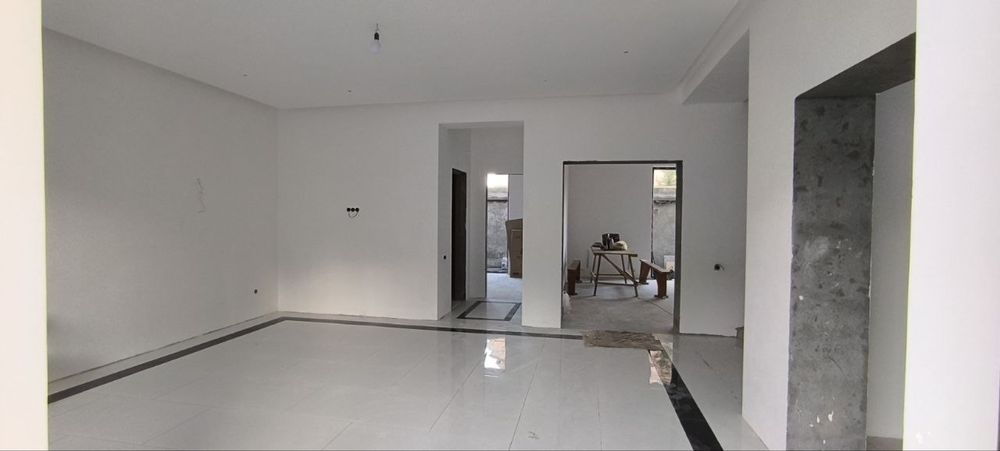 Участко ХайТек , фнедвижимость