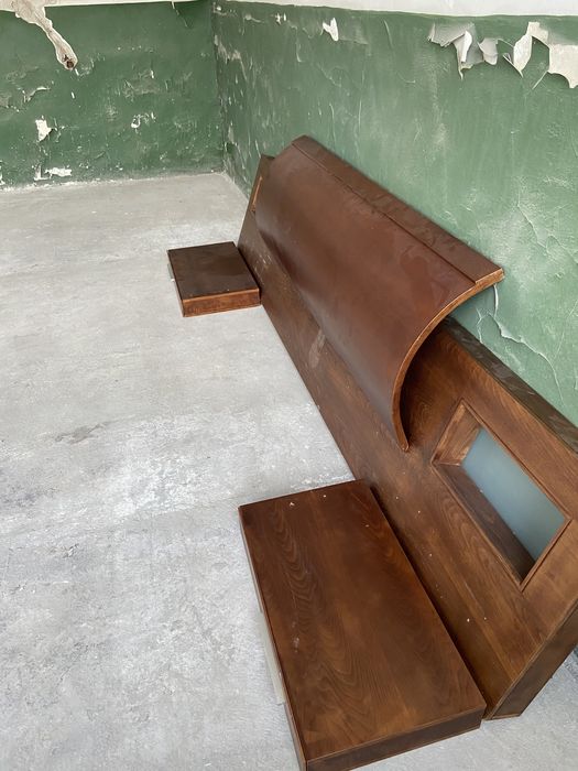 Табла за спалня с 2бр нощни шкафчета.450лв