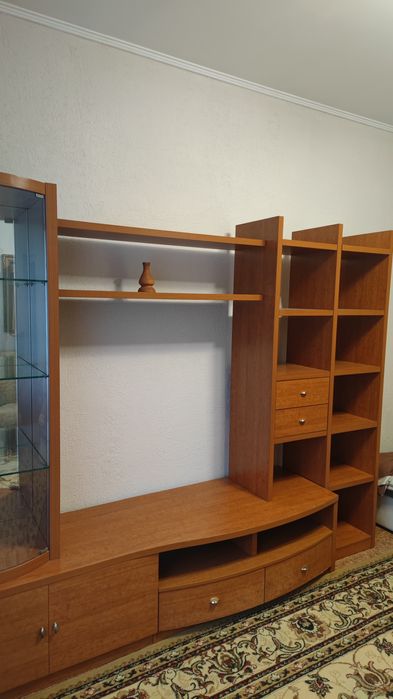 Мебель стенка, горка.