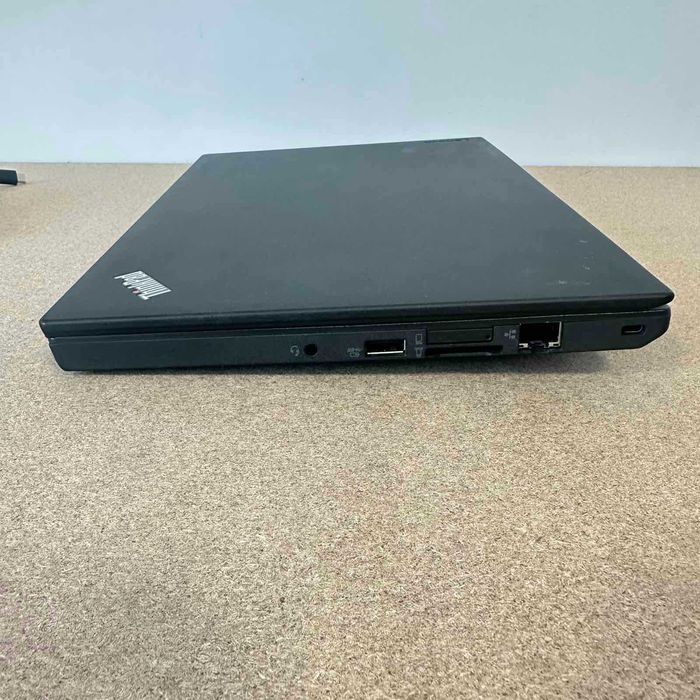 • Лаптоп Lenovo ThinkPad X270 12.5" FHD i5-7300/8GB/256GB SSD