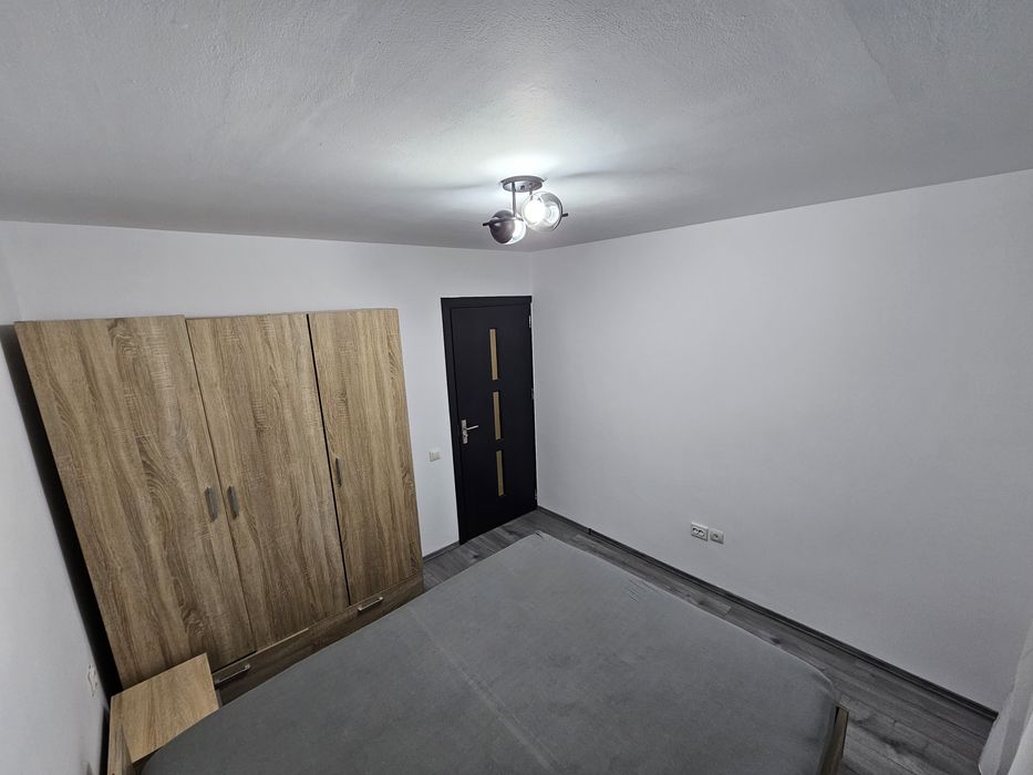 Inchiriez apartament 2 camere