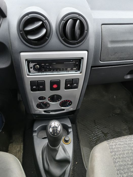 Dacia Logan MCV 1.6 MPI 105 cp are Clima