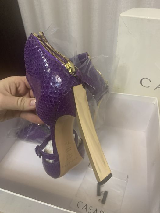 Туфли белые (свадебные, для мероприятий 36 размер)