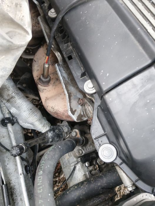 Двигател  БМВ е39 М54 в25.