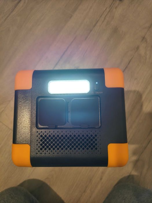 Baterie portabila / Statie energie portabila / generator solar curent / solar generator invertor ups 600w LiFePO4 288wh nou sigilat garantie