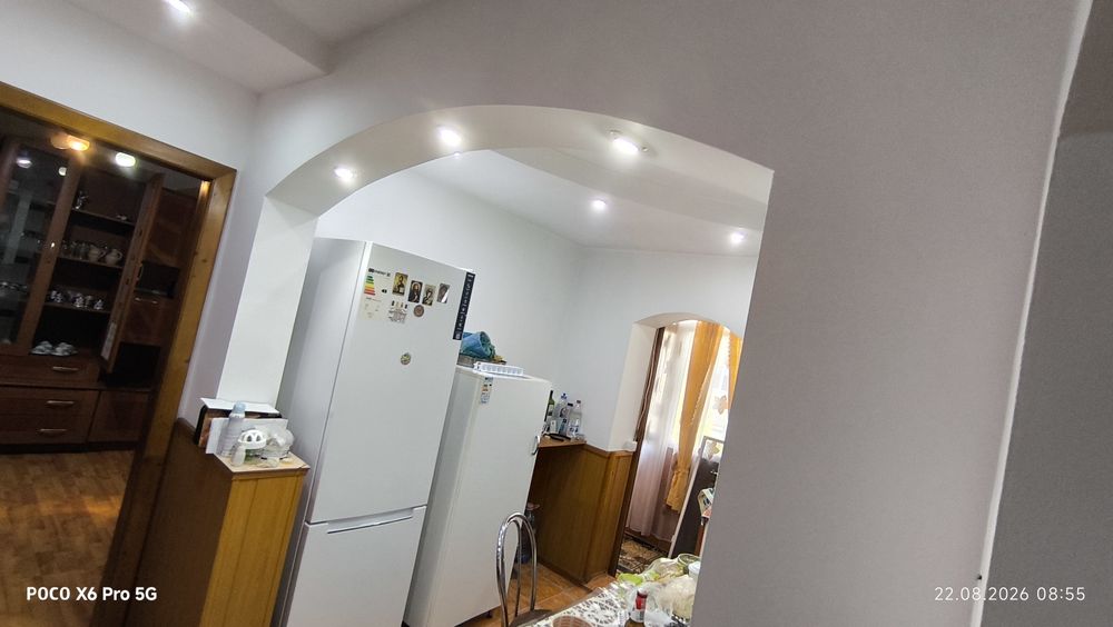 Închiriez apartament