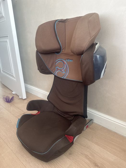 Автокресло Cybex Solution X2-Fix в хорошем состоянии