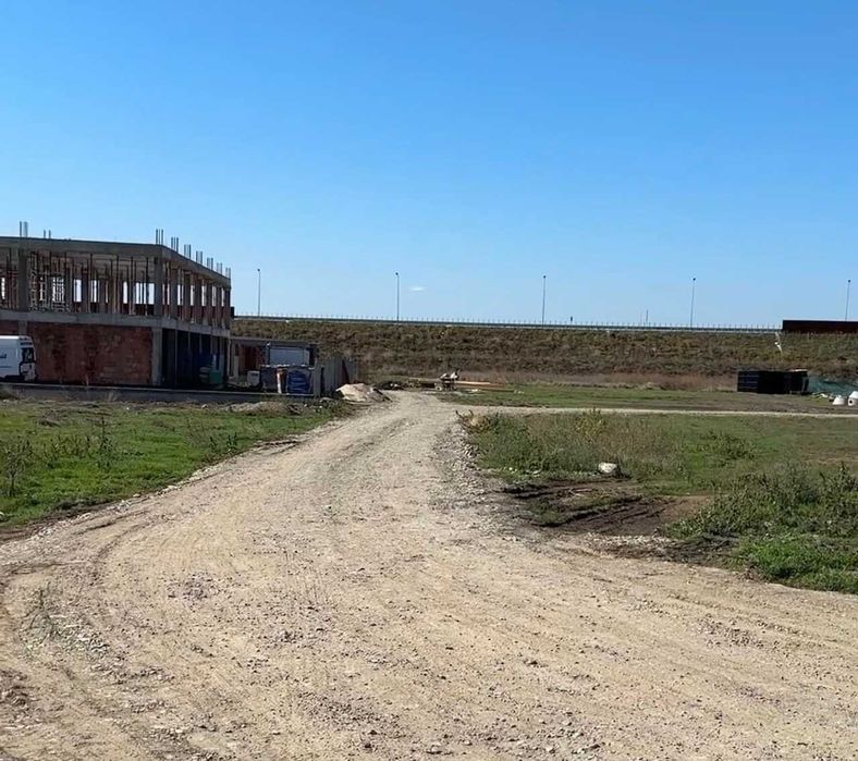 SUPER POZITIE - Teren Intravilan langa PENNY NORD