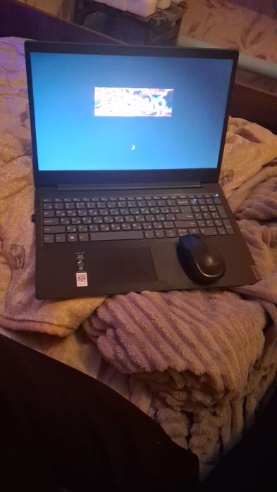 Ноутбук  Lenovo 00