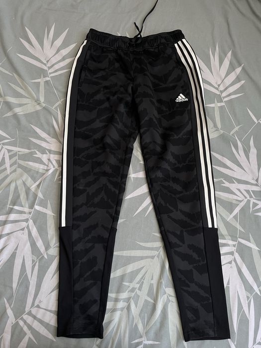 Pantaloni adidas