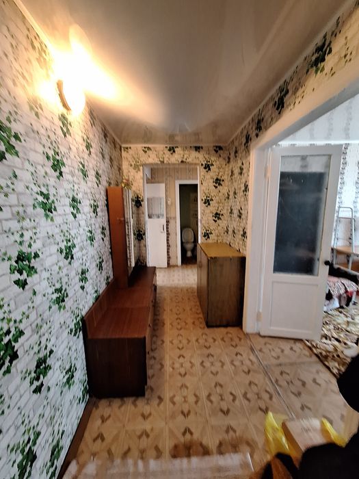 Сдам 2 комнатную квартиру район ВВИ.