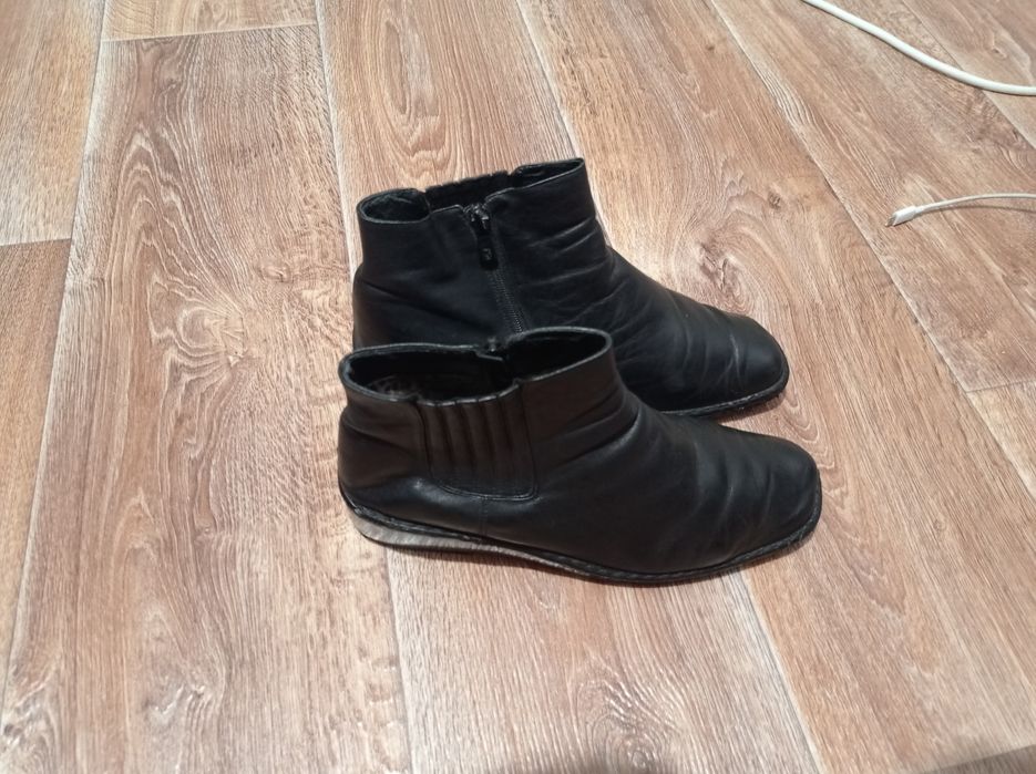 Сапоги женские продам 42 р