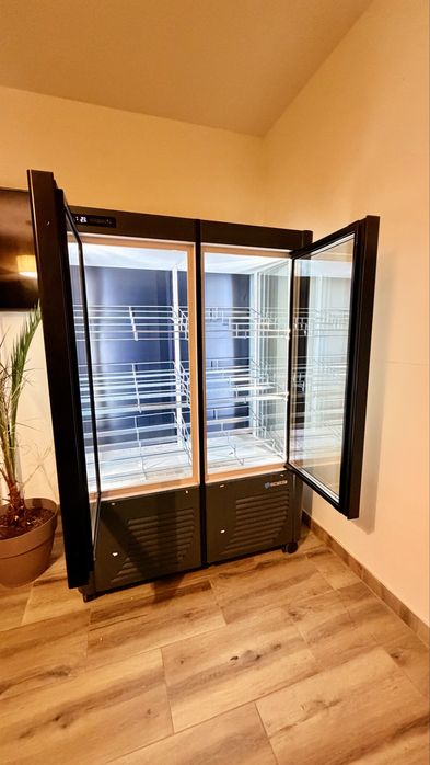 Vitrina verticala frigorifica vin 144 sticle SCAIOLA ENOTECA800