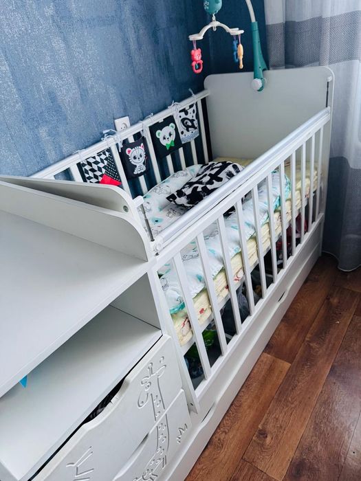 Продается детская кроватка