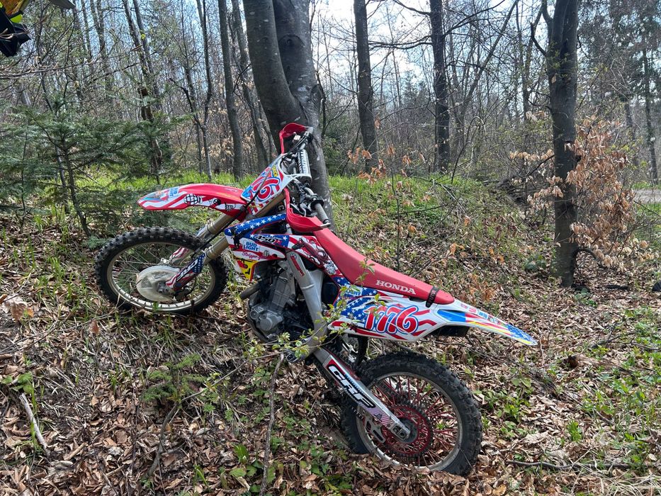 Vând Honda Crf450R recondiționat complet!