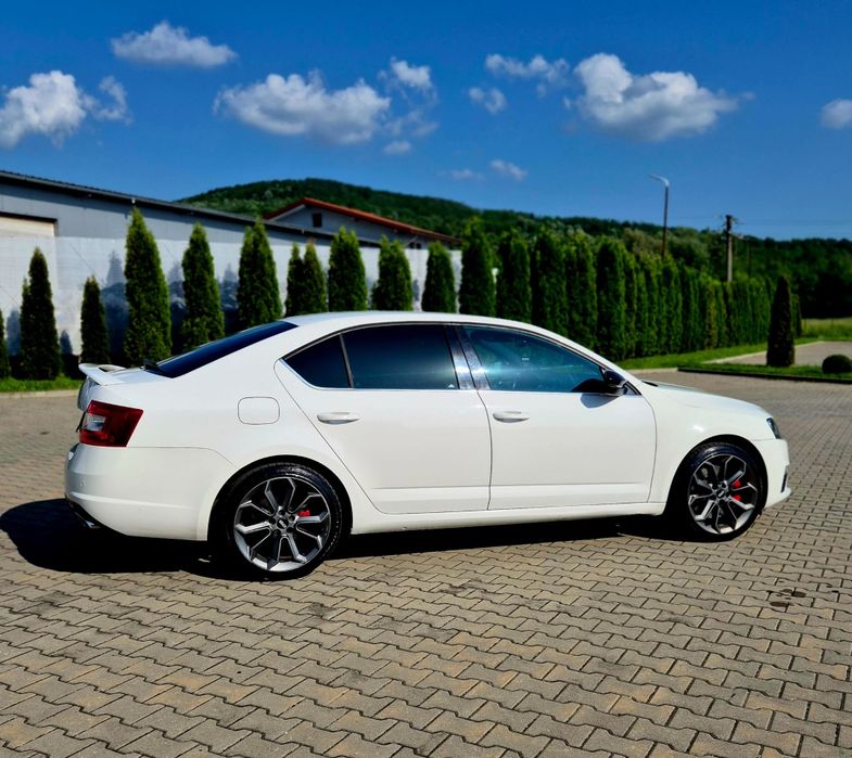 Skoda Octavia VRS 2.0tsi 260 cp