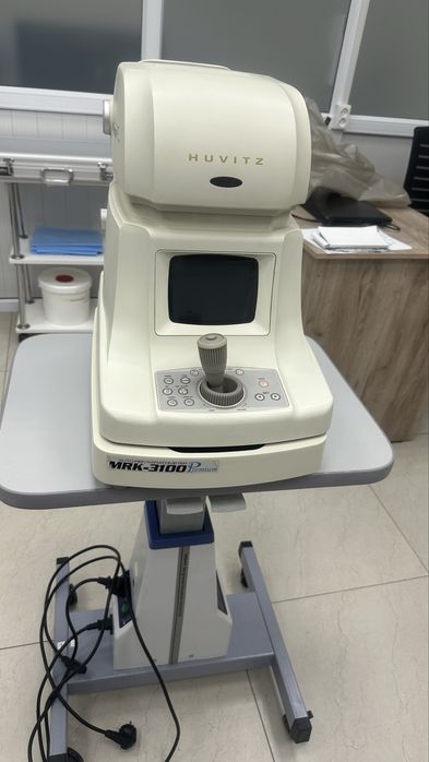 Продам недорого оборудование для кабинета офтальмолога