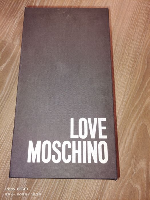 Продаются сандали