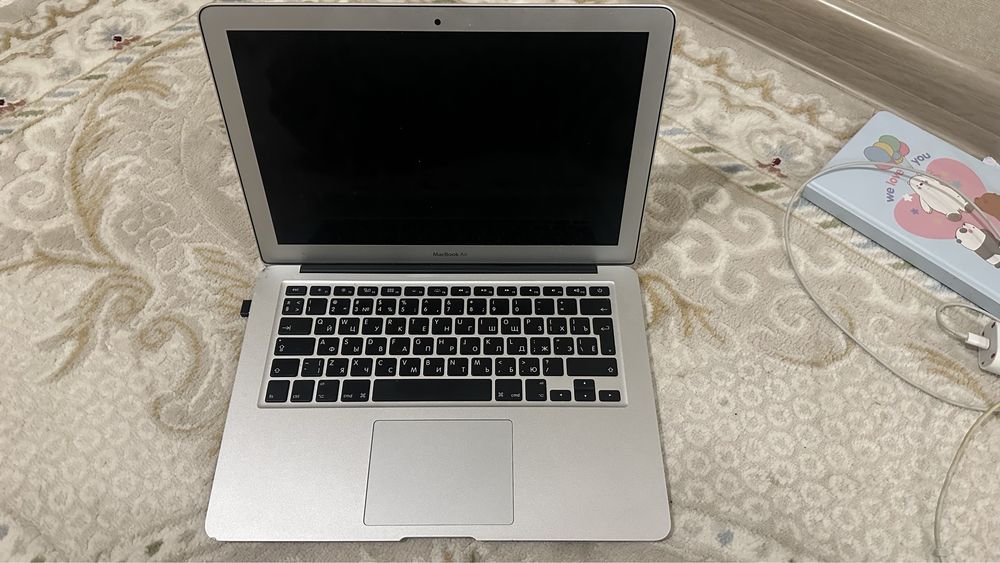 Macbook air 2017. Ноутбук