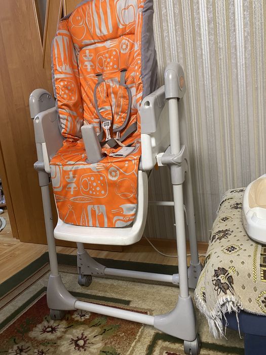 Продам стульчик для кормления