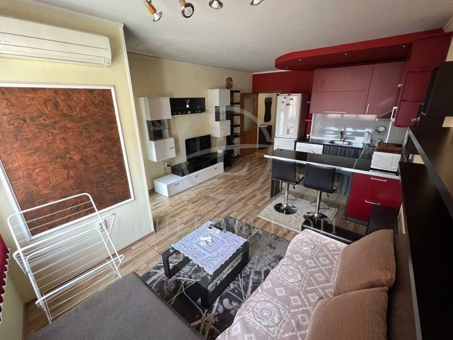 Продава се Двустаен апартамент в Пловдив, Кършияка - 60 кв.м за 2295 €/кв.м - Снимка #3