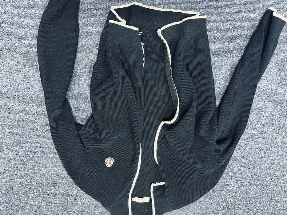 Кардиган………………..