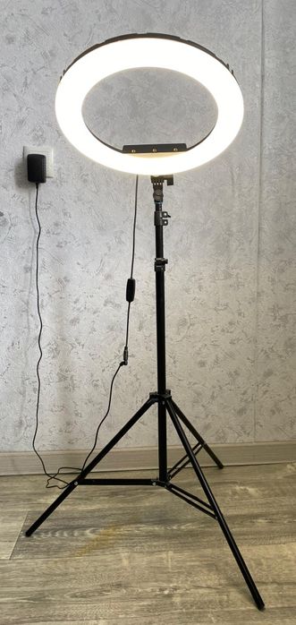 Кольцевая Led лампа