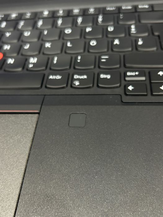 Като нов! Лаптоп Lenovo L490 i7/24GB RAM/512TB SSD, 3 мес. гар.!