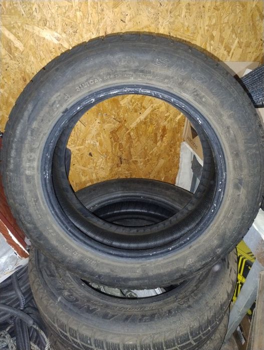 Шина липучка всесезонная