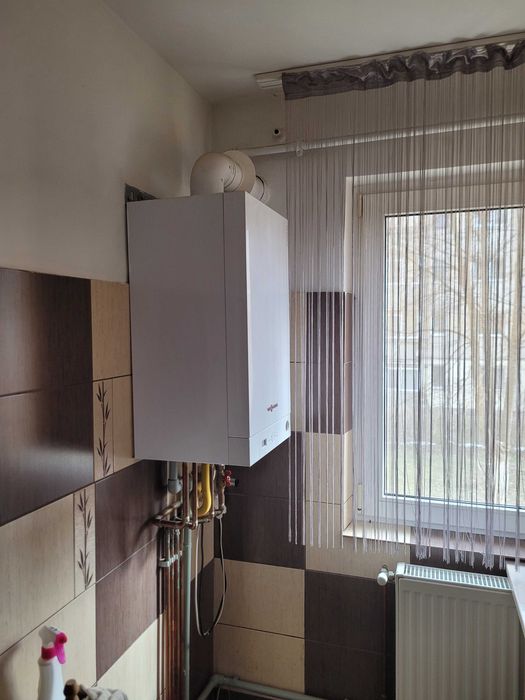 Inchiriez apartament Rm Valcea